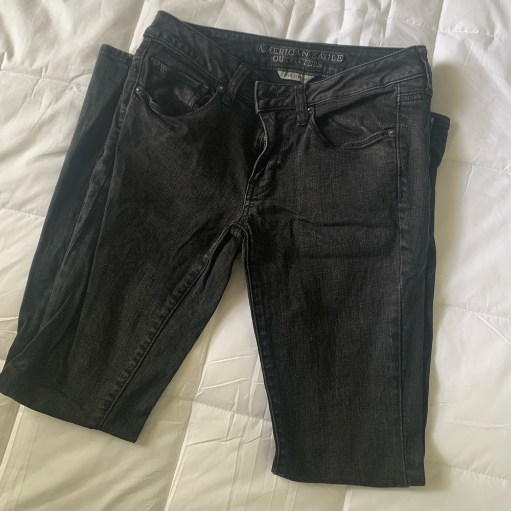 American Eagle faded black skinny jeans. Size 6.